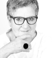Dr. Martine Withouck Dr. Martine Withouck